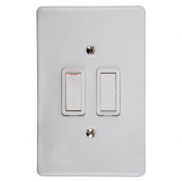 CRABTREE LIGHT SWITCH + COVER PLATE 1PK 2L 1WAY